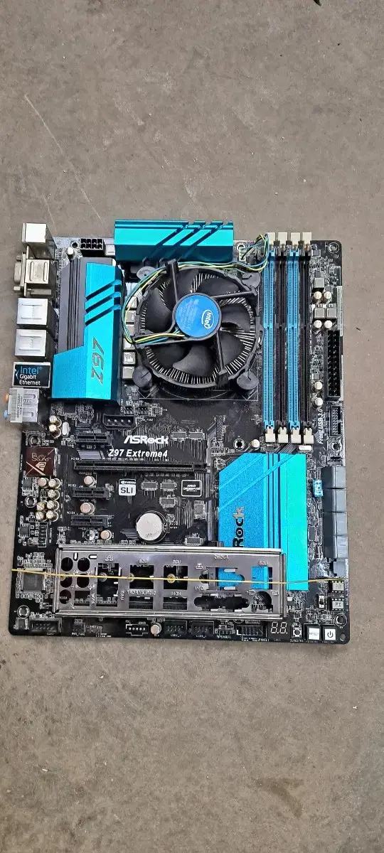 i7-4790+Z97Ecxtreme4빽패널일괄