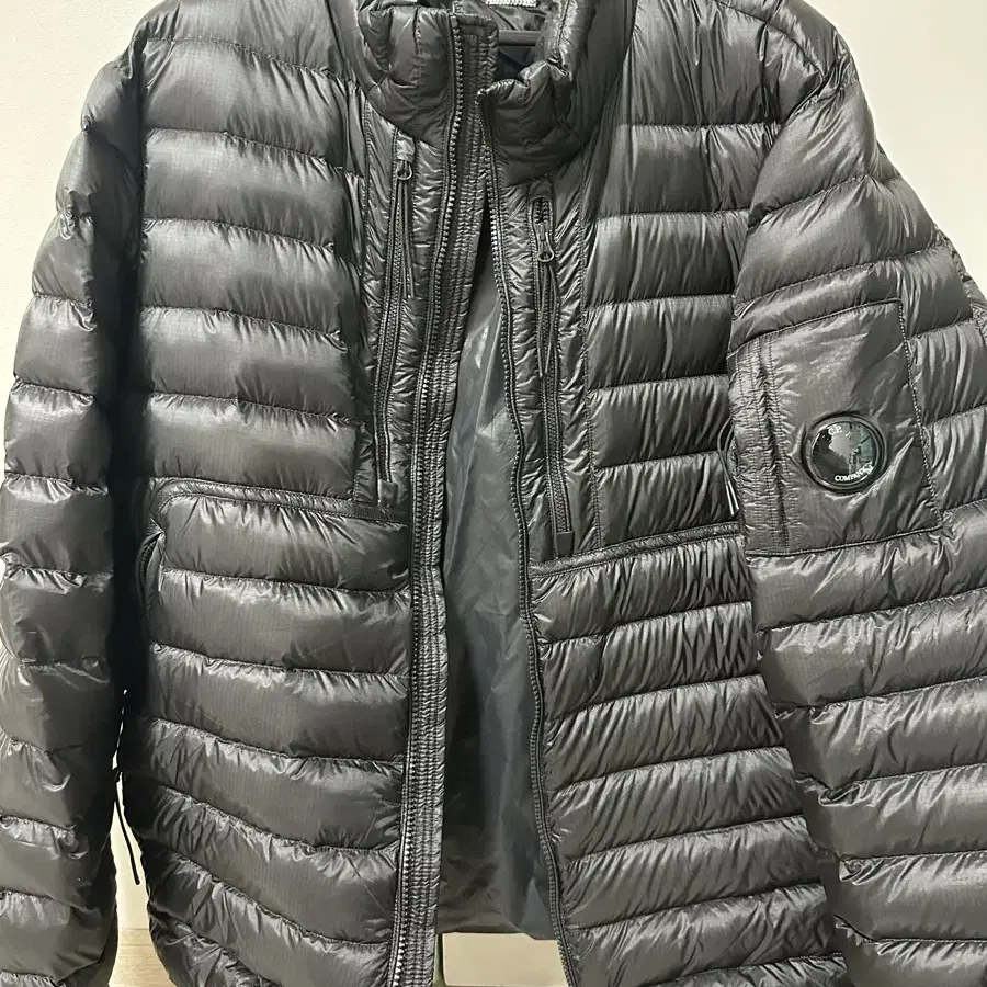 XL)24fw CP컴퍼니 DD쉘 다운 자켓 블랙