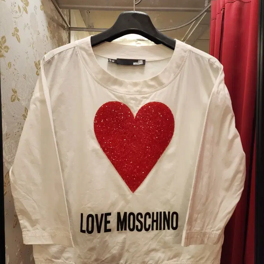 1/7 Moschino(모스키노)로고 티셔츠