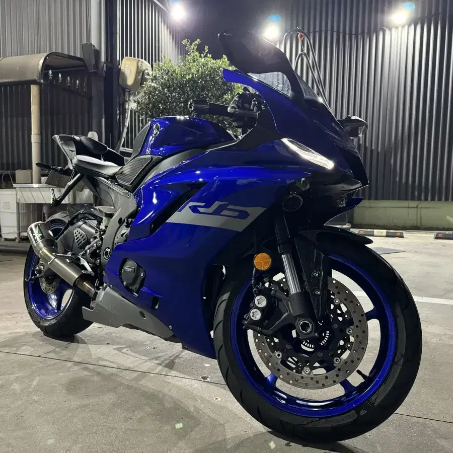 부산 R6