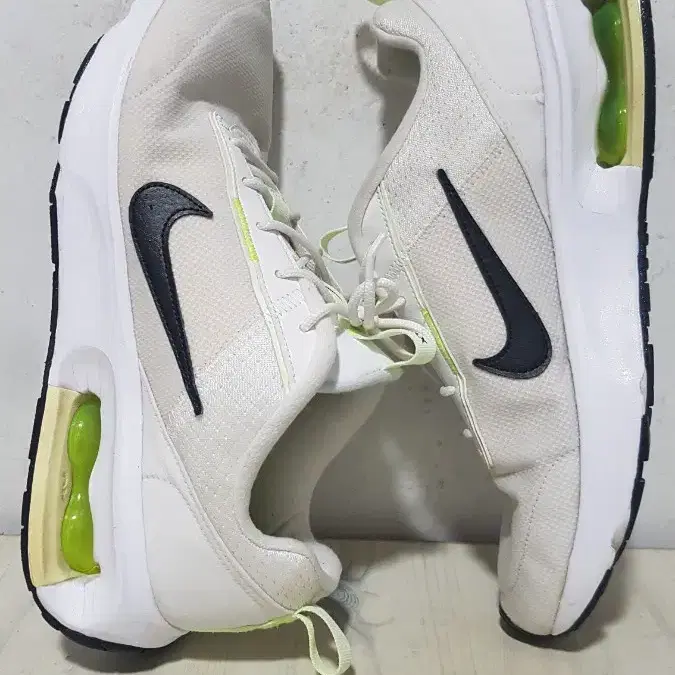 택포 265~270 A급 NIKE AIR-MAX 정품 쿠션 스니커즈!