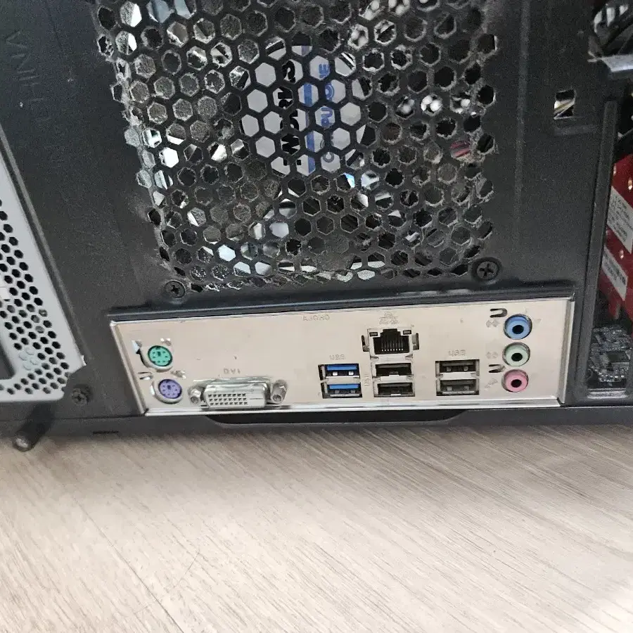 컴퓨터 PC 중고 (6세대 G3900 + 8G램)