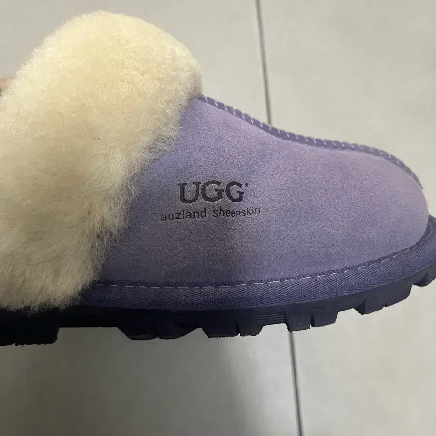 Ugg 어그 슬리퍼 연보라색 상 240- 245 사이즈