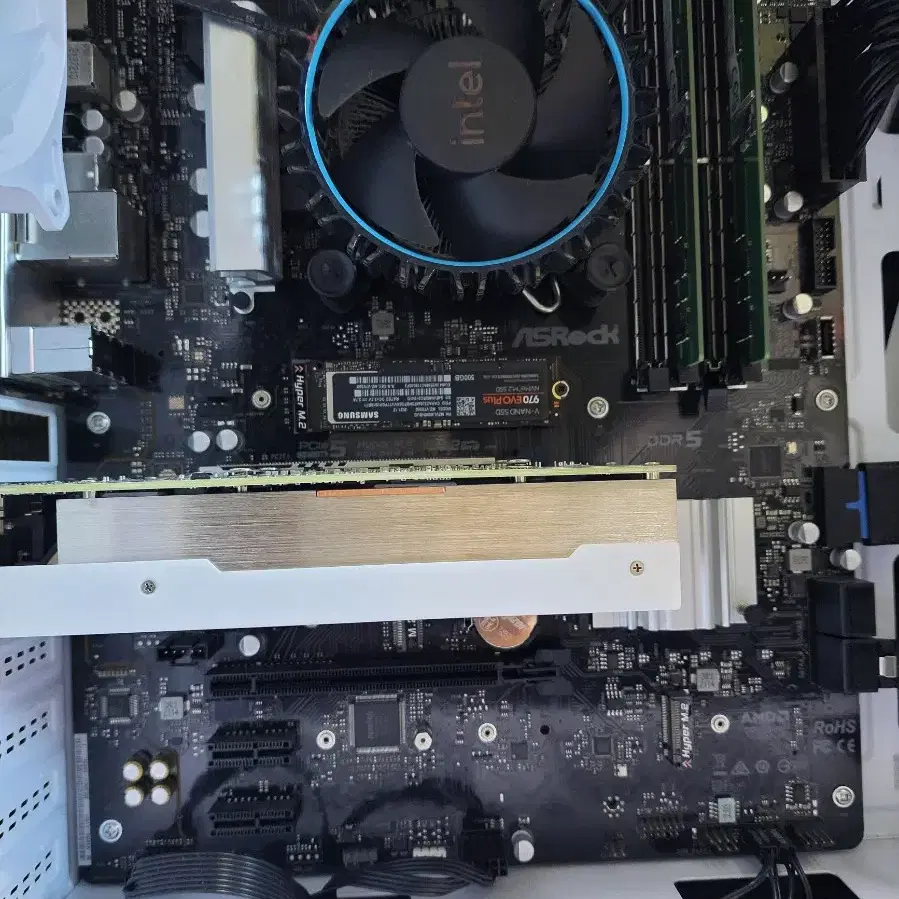 Asrock z690 phantom gaming 4 d5