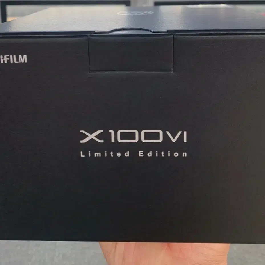 후지 x100vi limited 미개봉팝니다