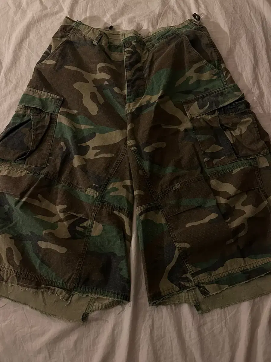 (Custom) joshua Jamal Camo NBHD Short Pants