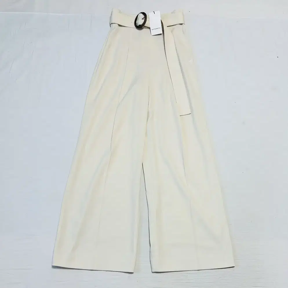 새상품 아보아보 HIGH WAIST WIDE PANTS