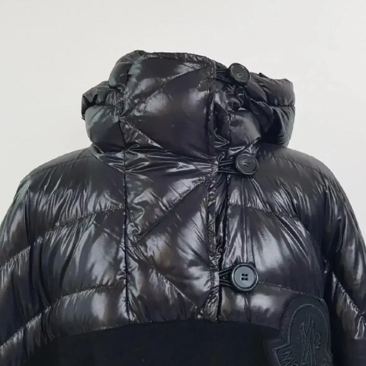 Moncler 몽클레어 몽끌레어 프린지 로고 패딩 케이프