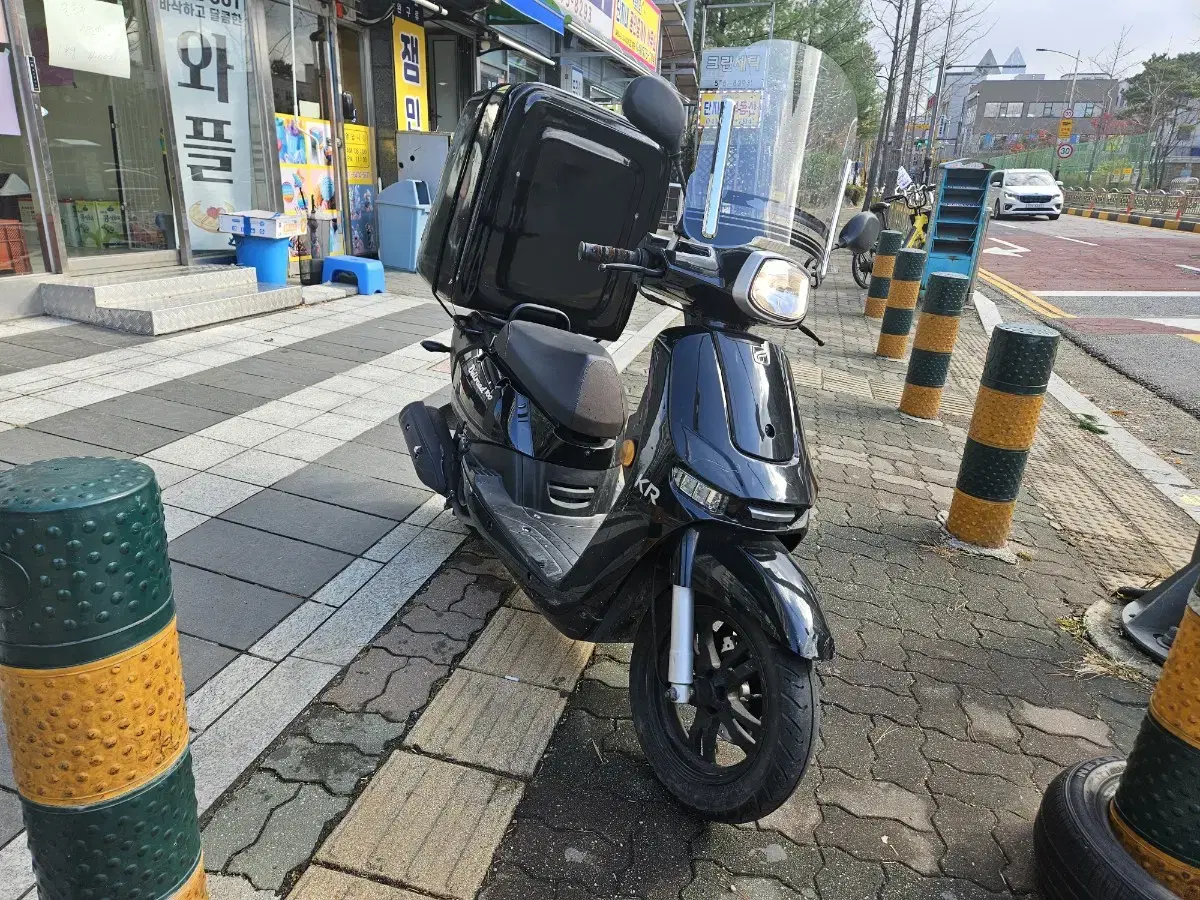 천안 평택 17년식 5300키로 델리로드100cc 판매. 충청 경기 아산