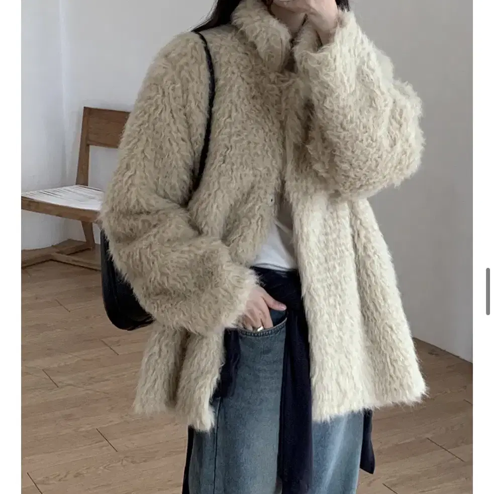 어리틀빗 still fur jacket 베이지