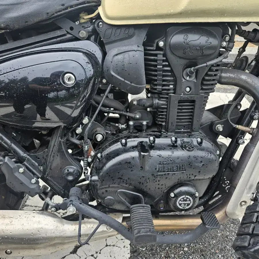 천안 평택 20년식 베넬리 임페리알리400cc 클래식바이크 판매. 충청