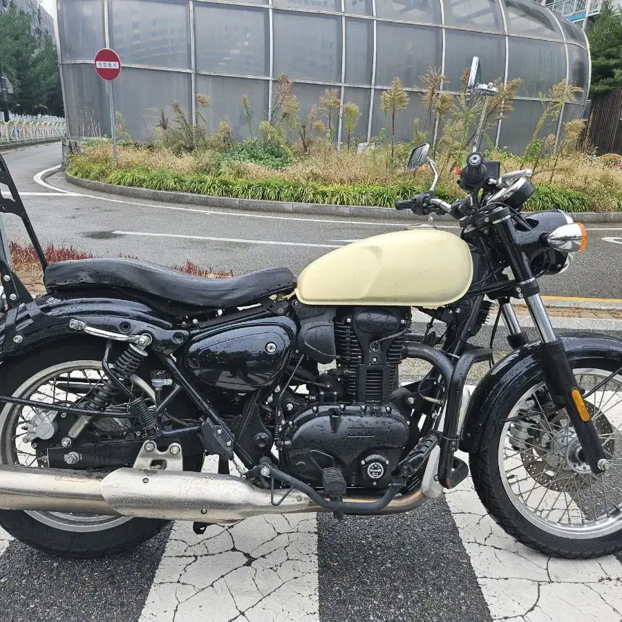 천안 평택 20년식 베넬리 임페리알리400cc 클래식바이크 판매. 충청