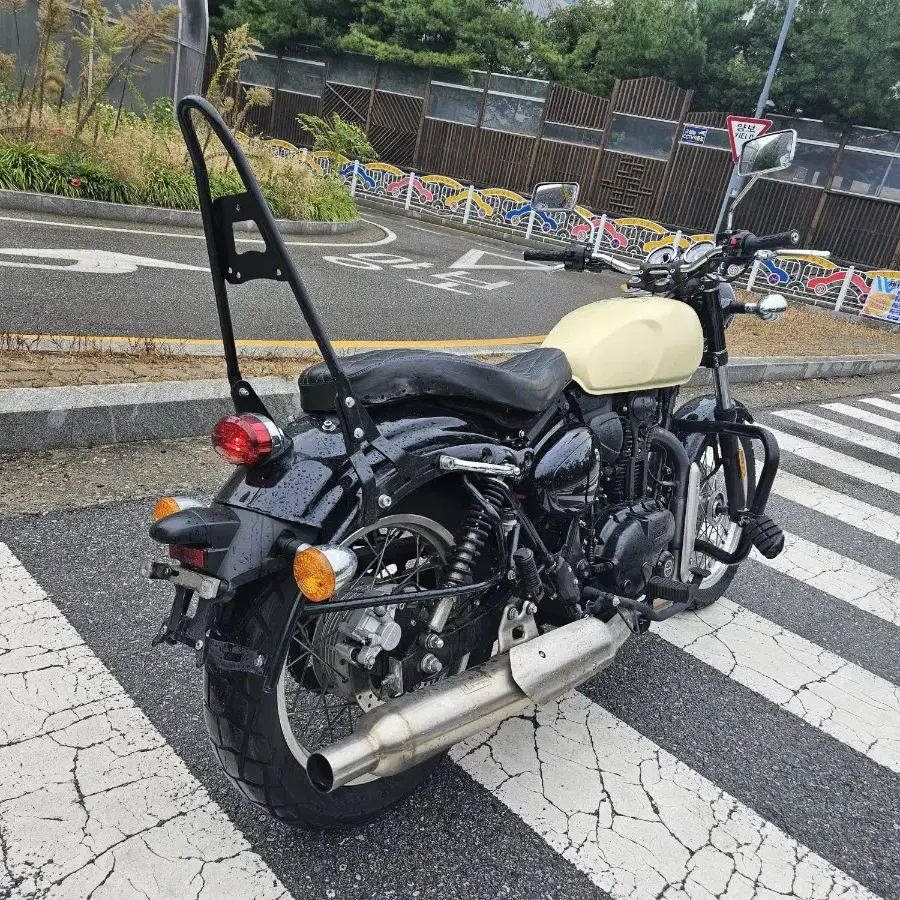 천안 평택 20년식 베넬리 임페리알리400cc 클래식바이크 판매. 충청