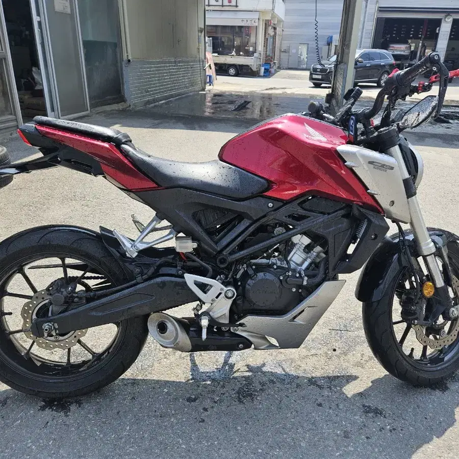 천안 평택 19년식 혼다 cb125r 판매. 충청 경기 아산 오산 화성