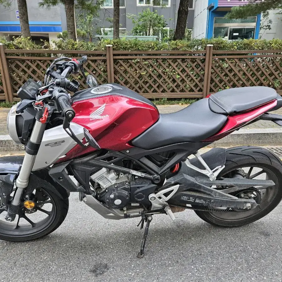 천안 평택 19년식 혼다 cb125r 판매. 충청 경기 아산 오산 화성