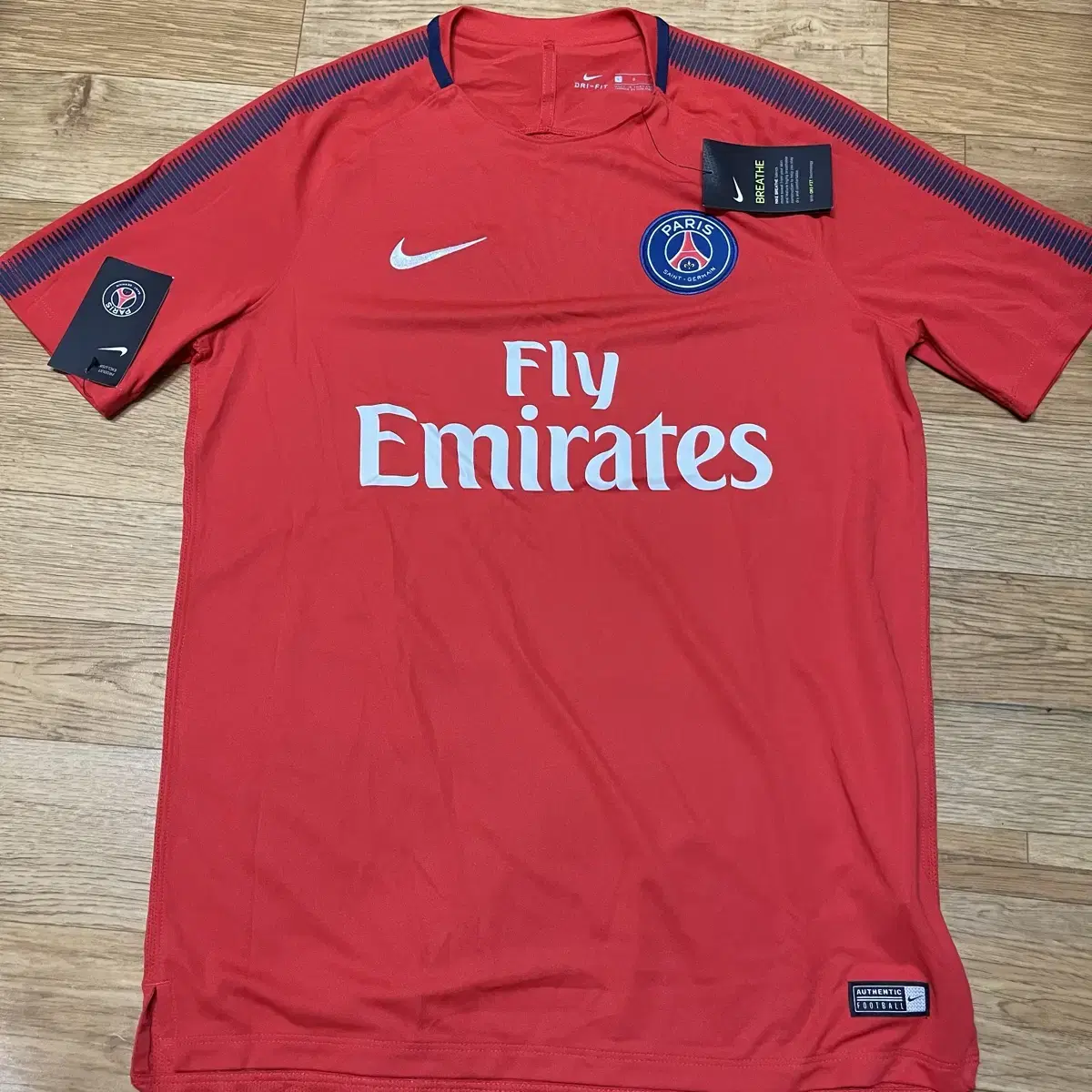 파리생제르망 PSG 트레이닝탑 105사이즈(해외L사이즈)