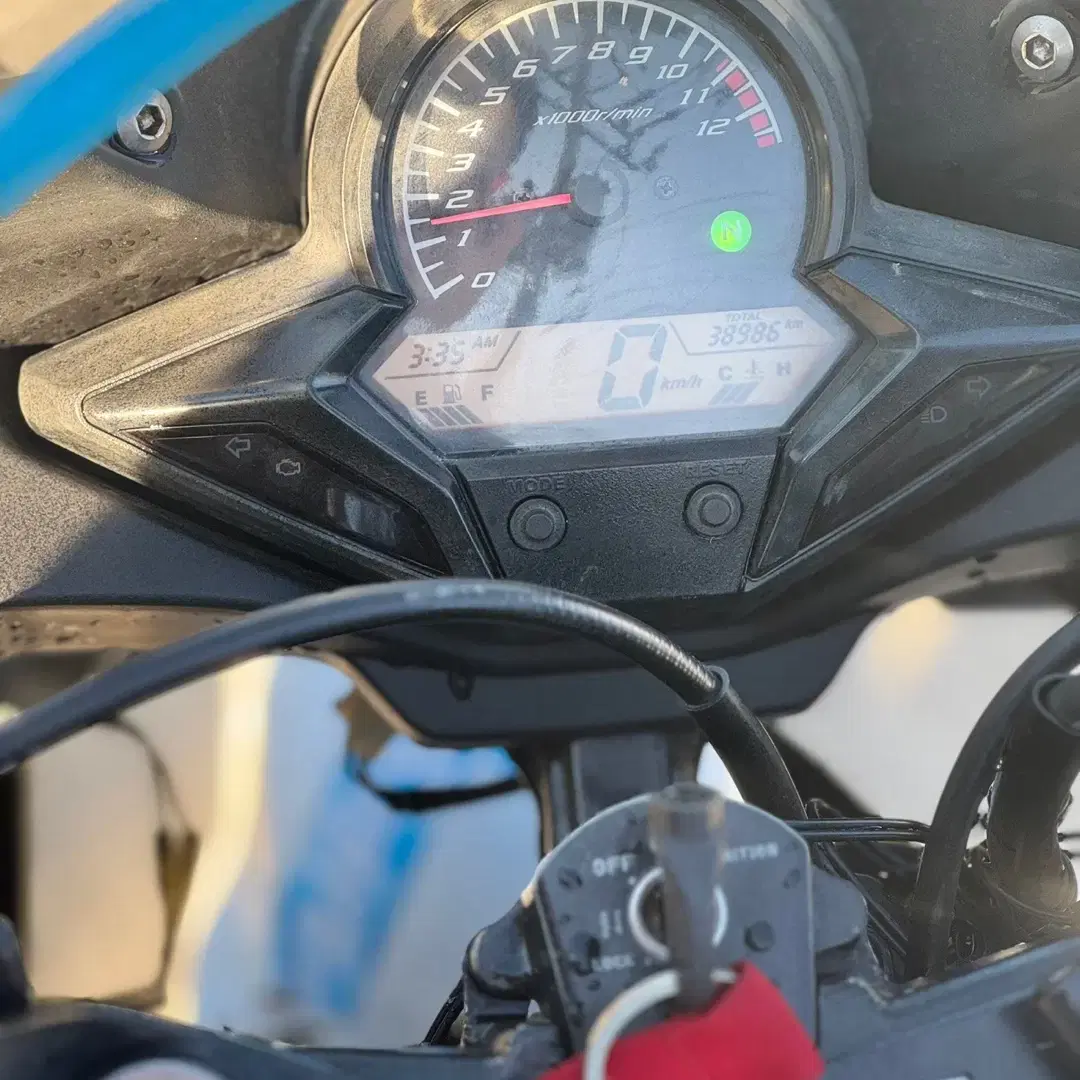 혼다cbr125r 16년식 건담 관리 잘된 차량 시세보다 저렴히판매합니다