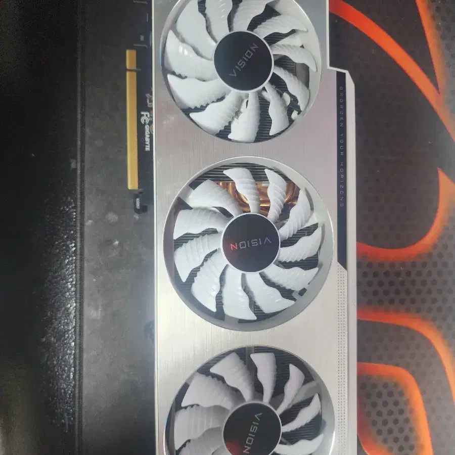 기가바이트 RTX3080Ti 비전 팝니다.