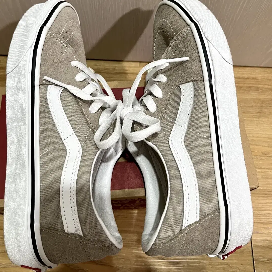 vans 반스 스웨이드 운동화 23.0CM /본인235