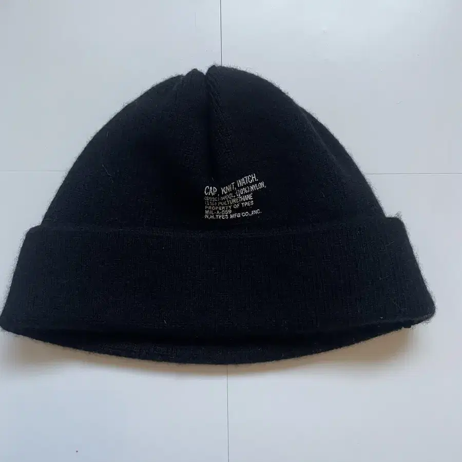 N.hoolywood beanie