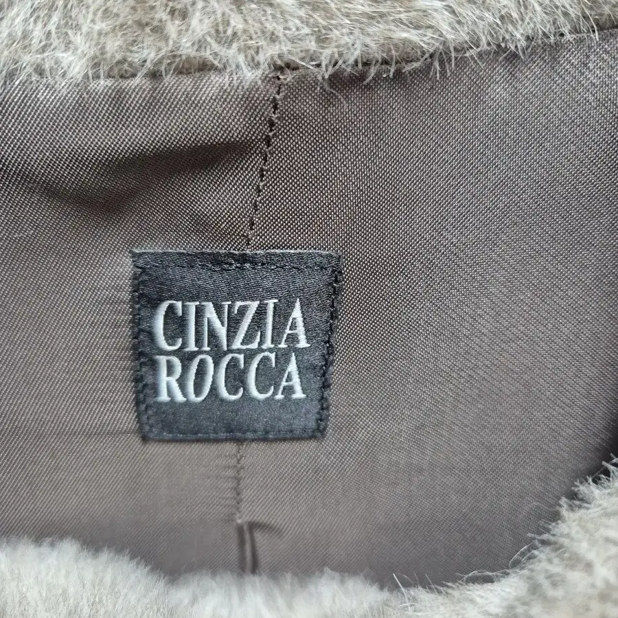 신지아로카 CINZIA ROCCA 알파카 울코트