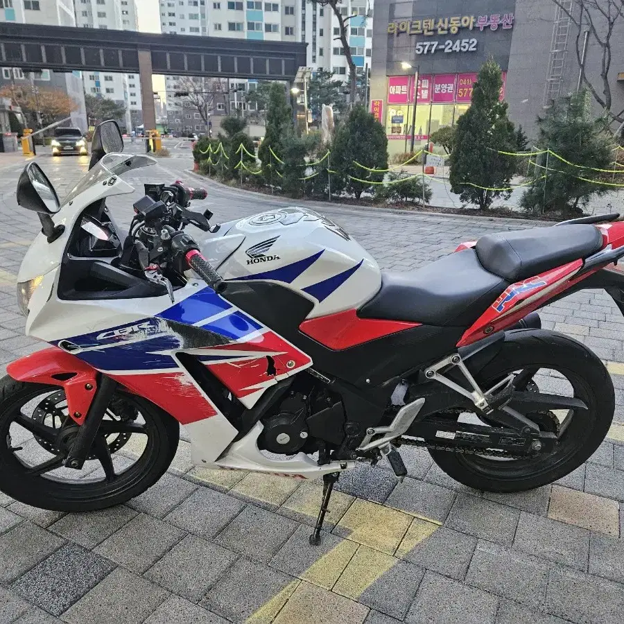 천안 평택 15년식 2만키로 혼다 cbr300 판매해요. 충청 경기 아산