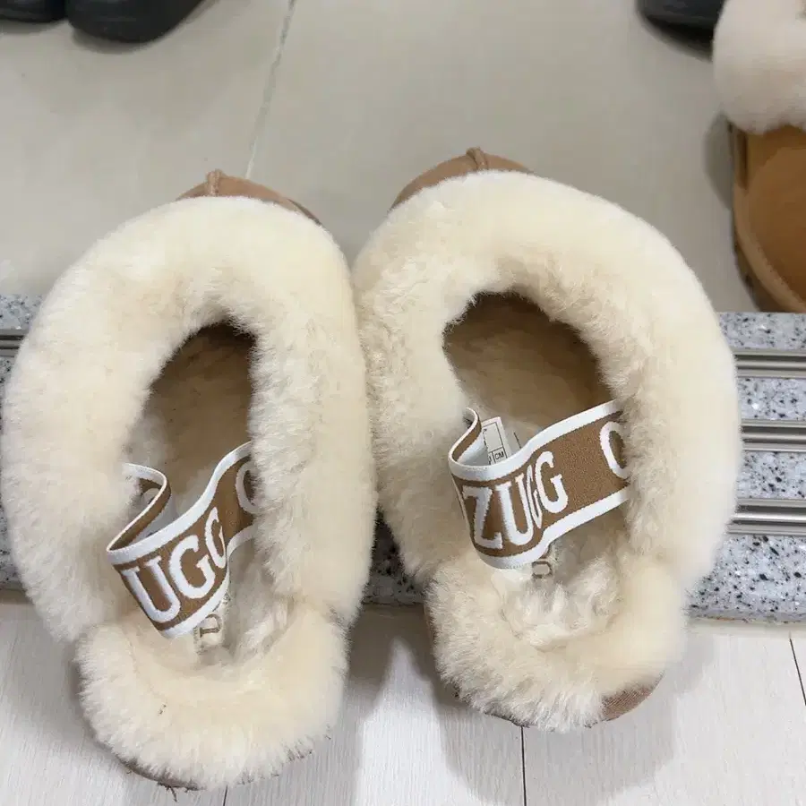 ugg키즈 2/3