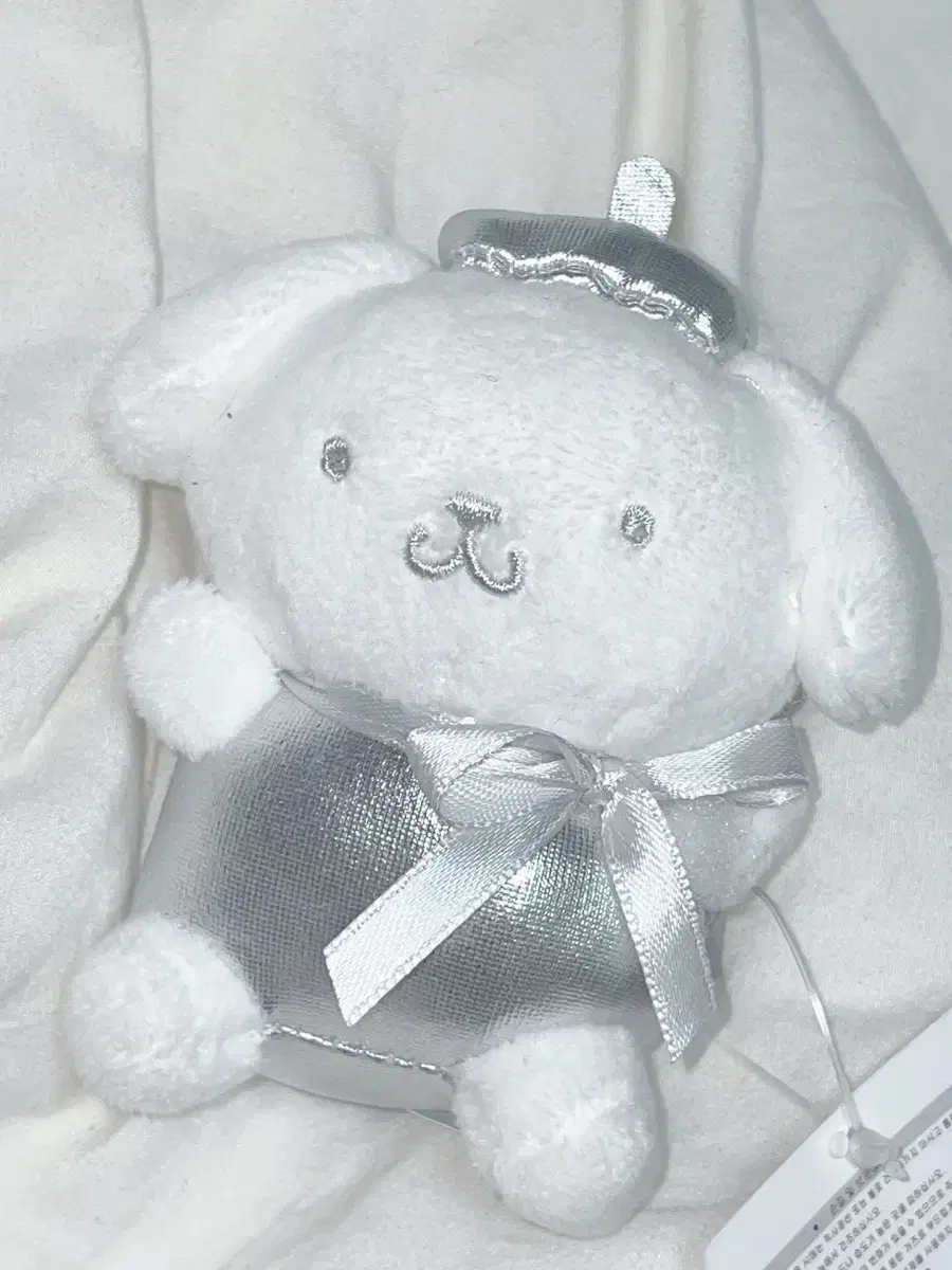 With a bonus) Sanrio Pompompurin Silver keyring doll