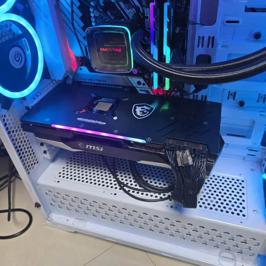 rx6900xt msi제품입니다