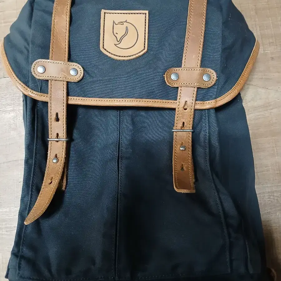 피얼라벤  Rucksack 21 데일리백