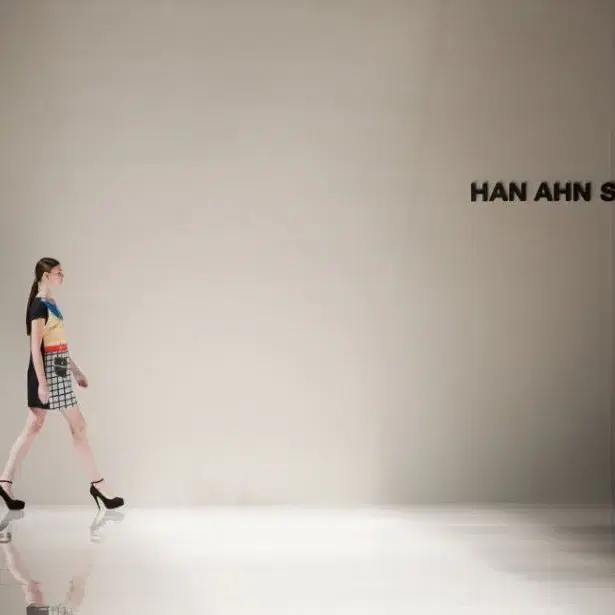 HAN AHN SOON 민소매 벨트 원피스 새제품