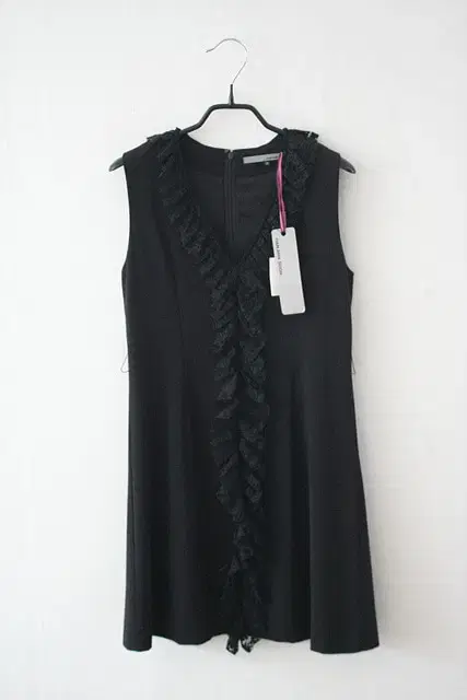 HAN AHN SOON Ruffled sleeveless ONEPIECE New