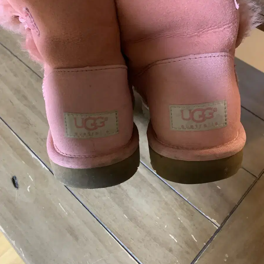 Ugg 어그 베일리 핑크 235-240 / eu 38