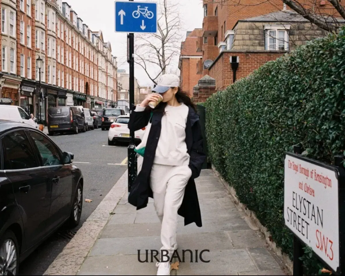 Urbanic30 로얄 로버 스웻셔츠 & 팬츠