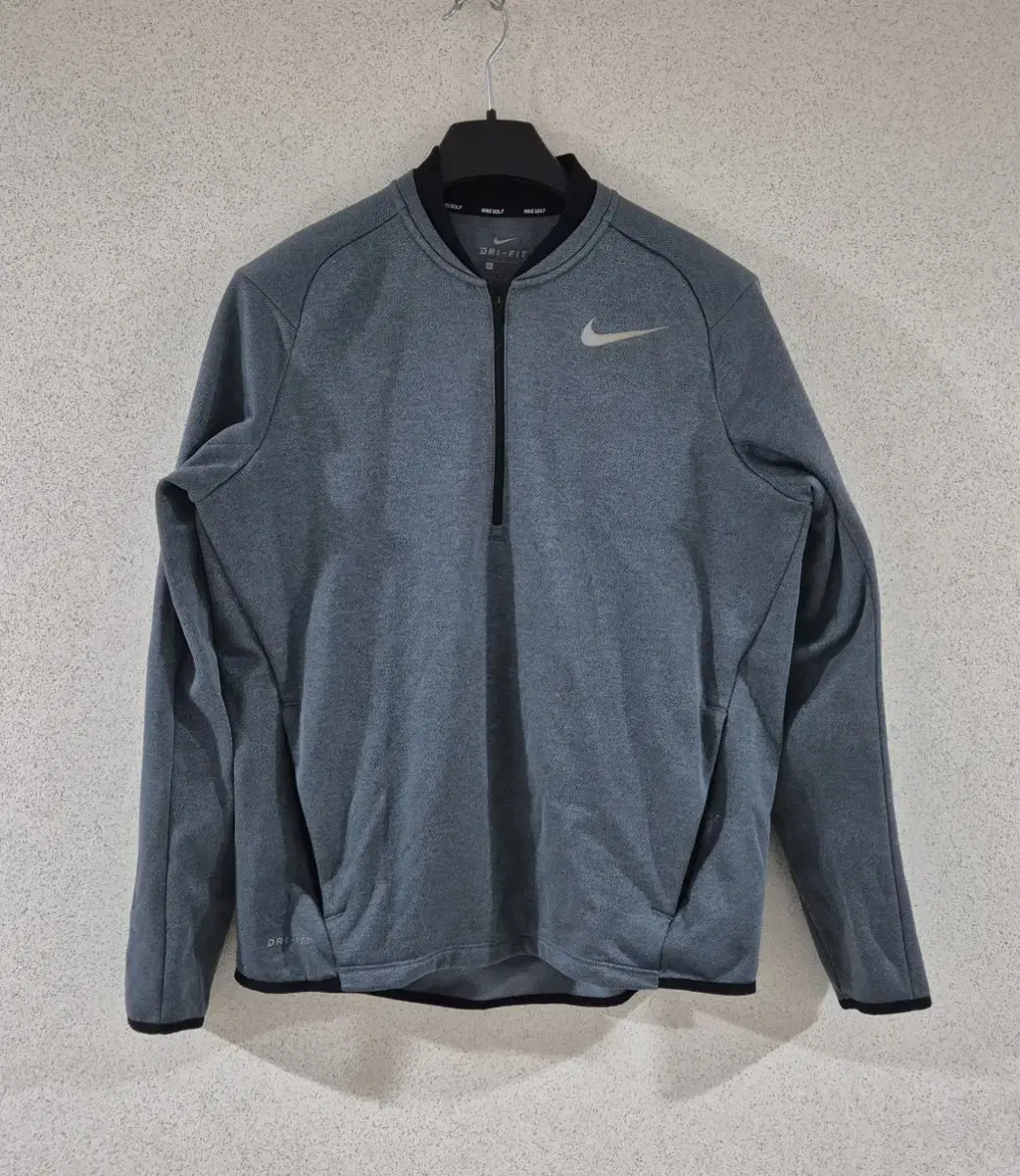 Nike brushed vahnZip-up trainingLong sleeves