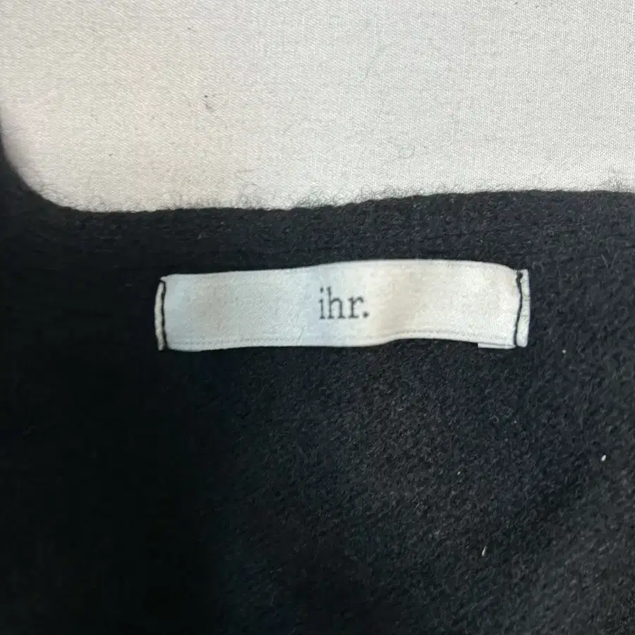 ihr IHRS LOGO WHOLEGARMENT 가디건