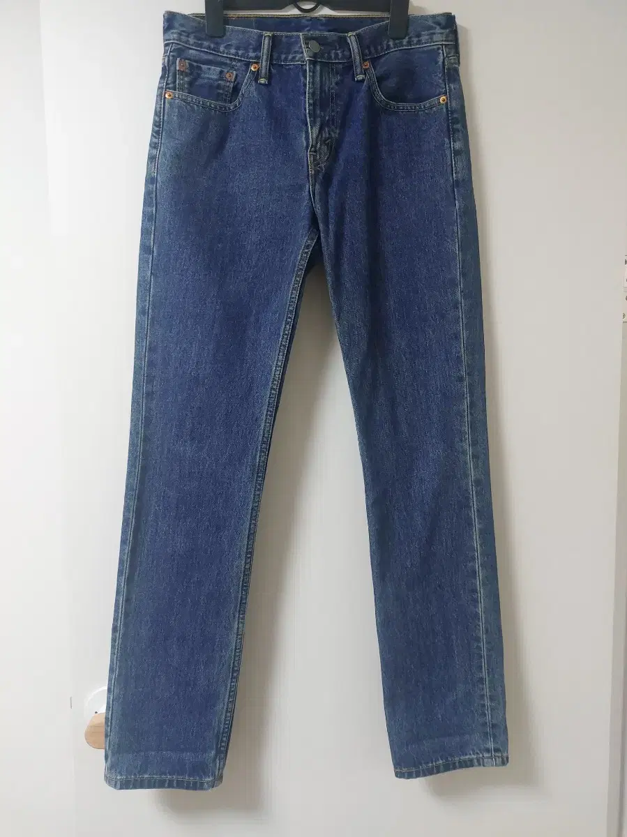 Levi's 511 Jeans Men's 30-31 recommended size