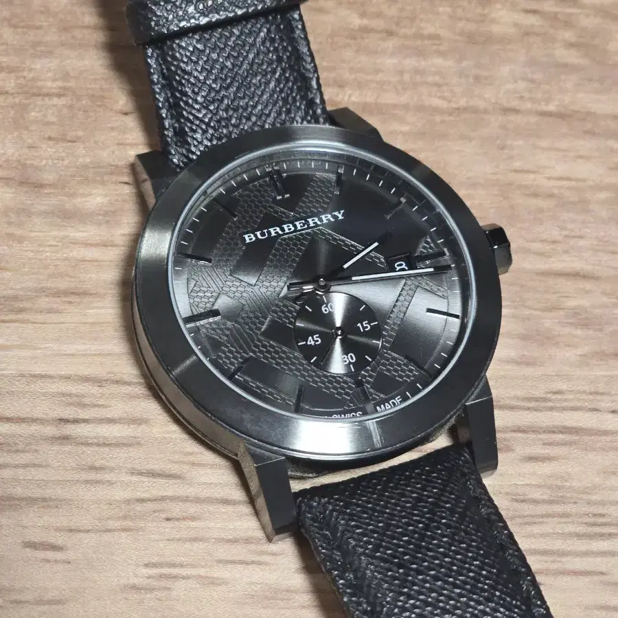 버버리 시계 42mm 정품