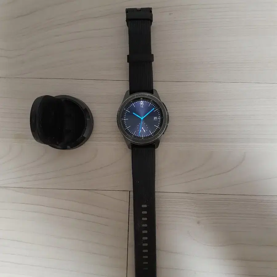 삼성 갤럭시 워치 42mm 블랙 LTE 셀룰러