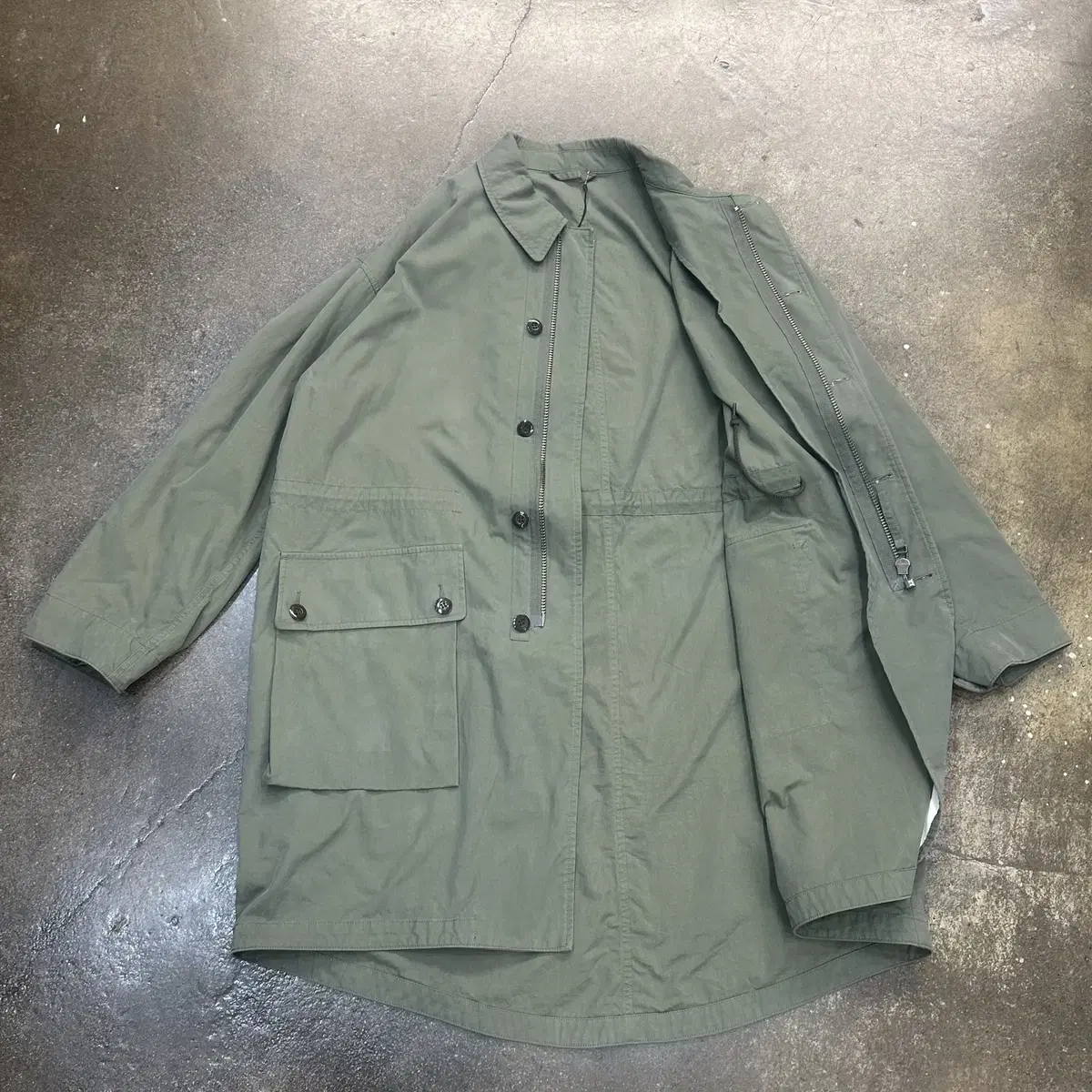 ARMY TWILL 피쉬테일파카