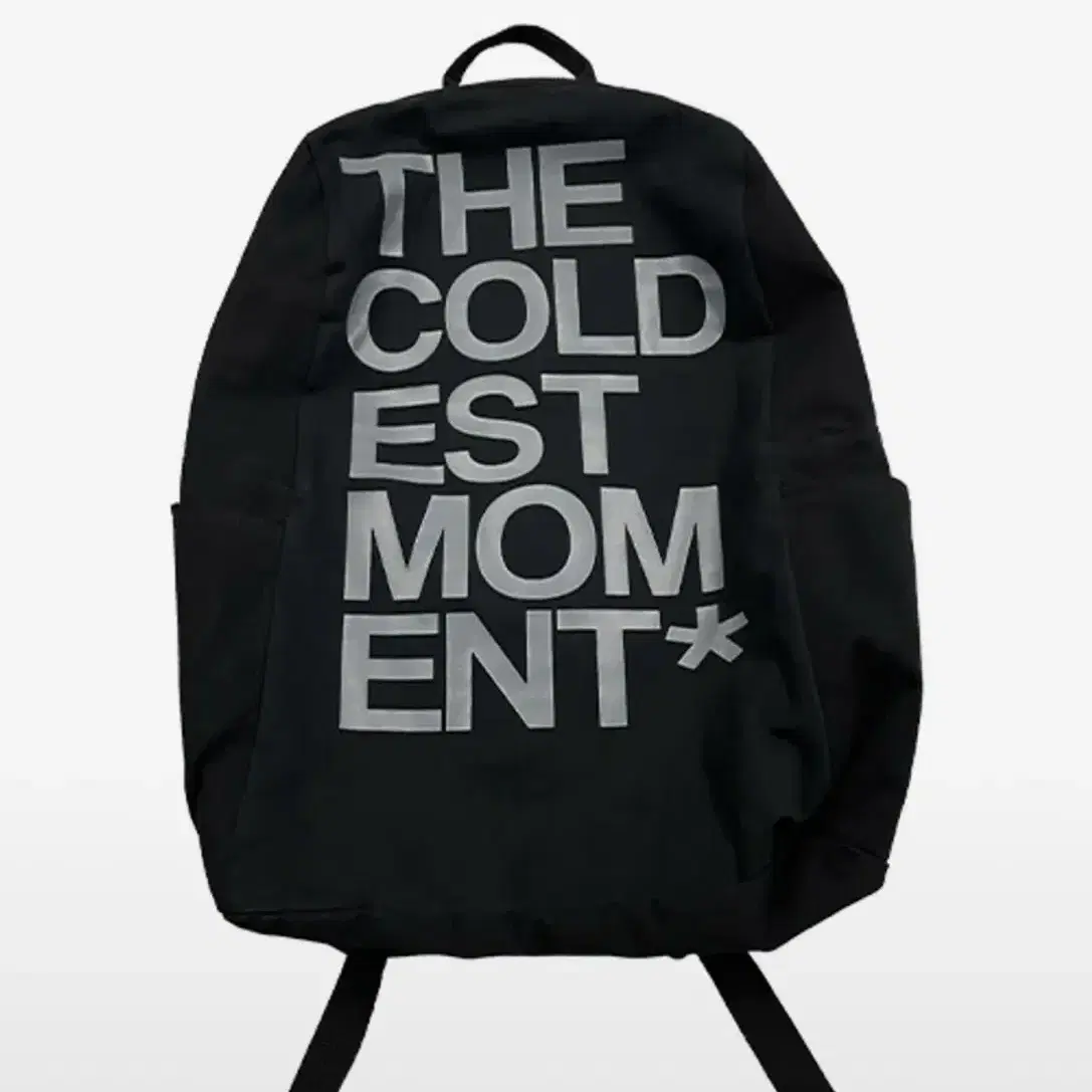 더콜디스트모먼트 logo backpack