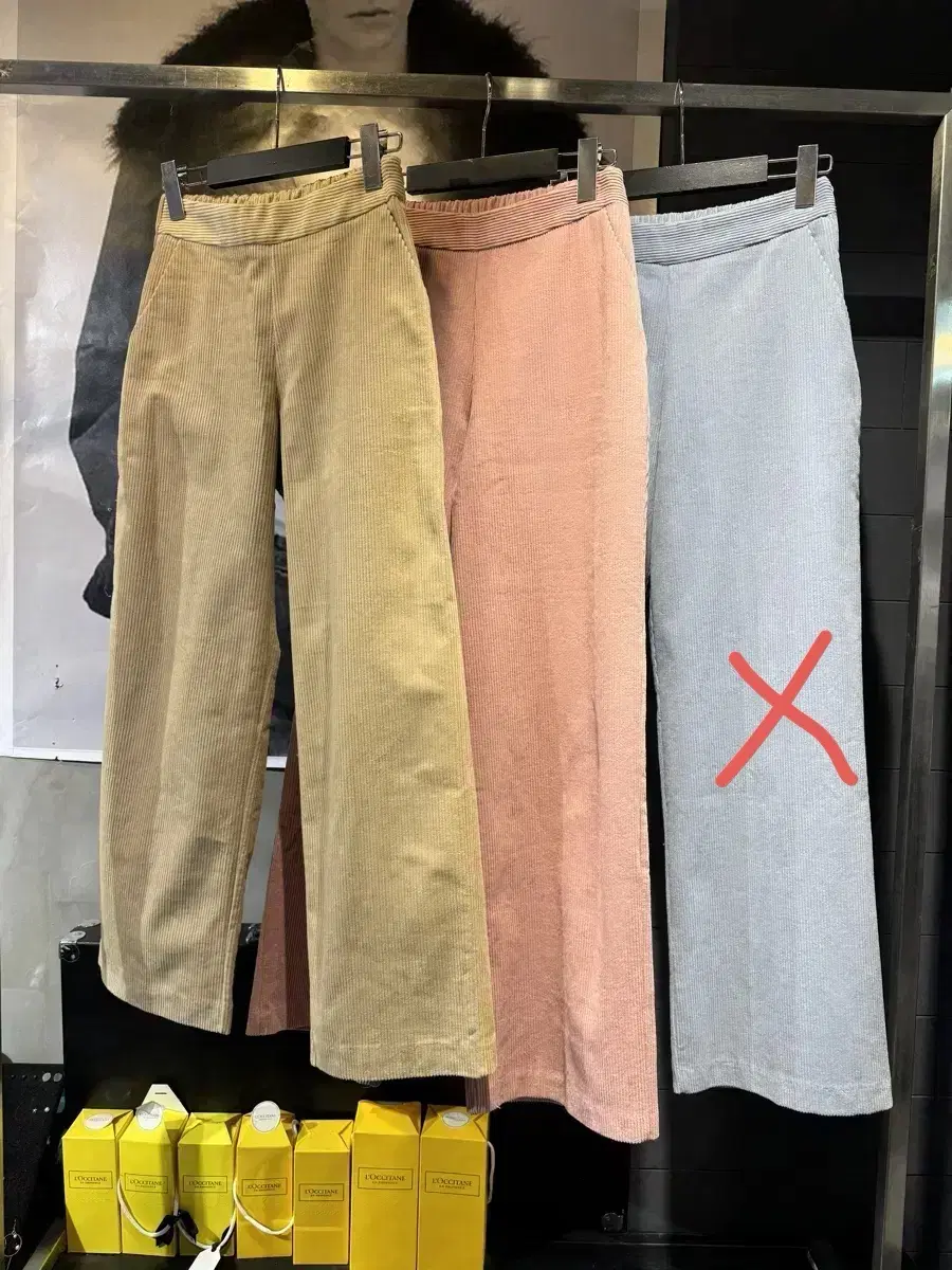 JS New York StyleSale (Same Day Shipping)Sold Out Backbanding Corduroy Golden Trousers