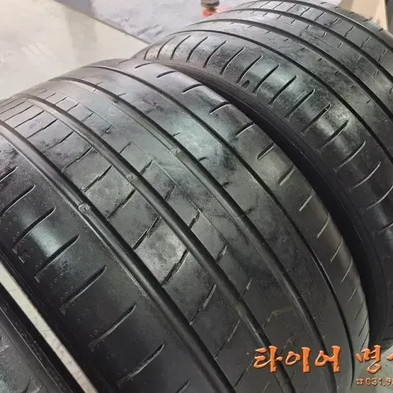 BMW X7, XM  중고타이어. 275 40R22 / 315 35R22