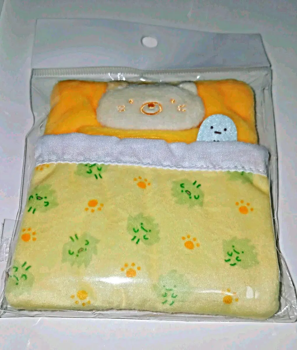 Sumikogurashi Napping Doll Comforter (Yellow)