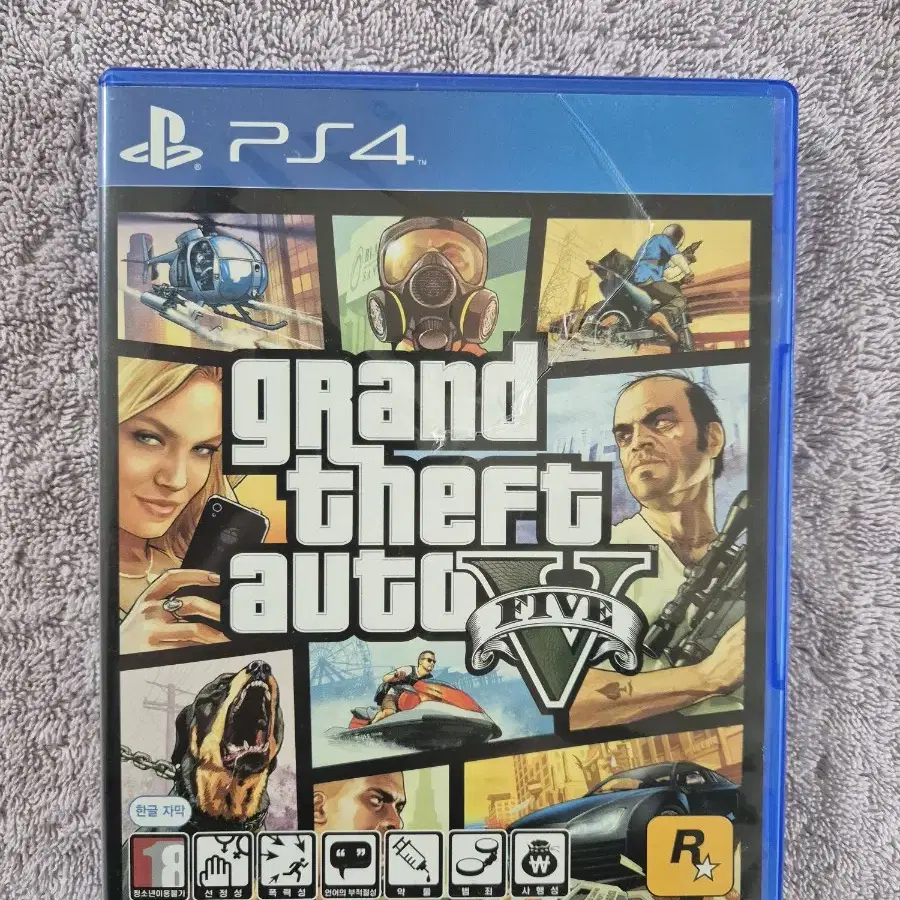 깨끗한 PS4 플스4 gta5 CD 팝니다