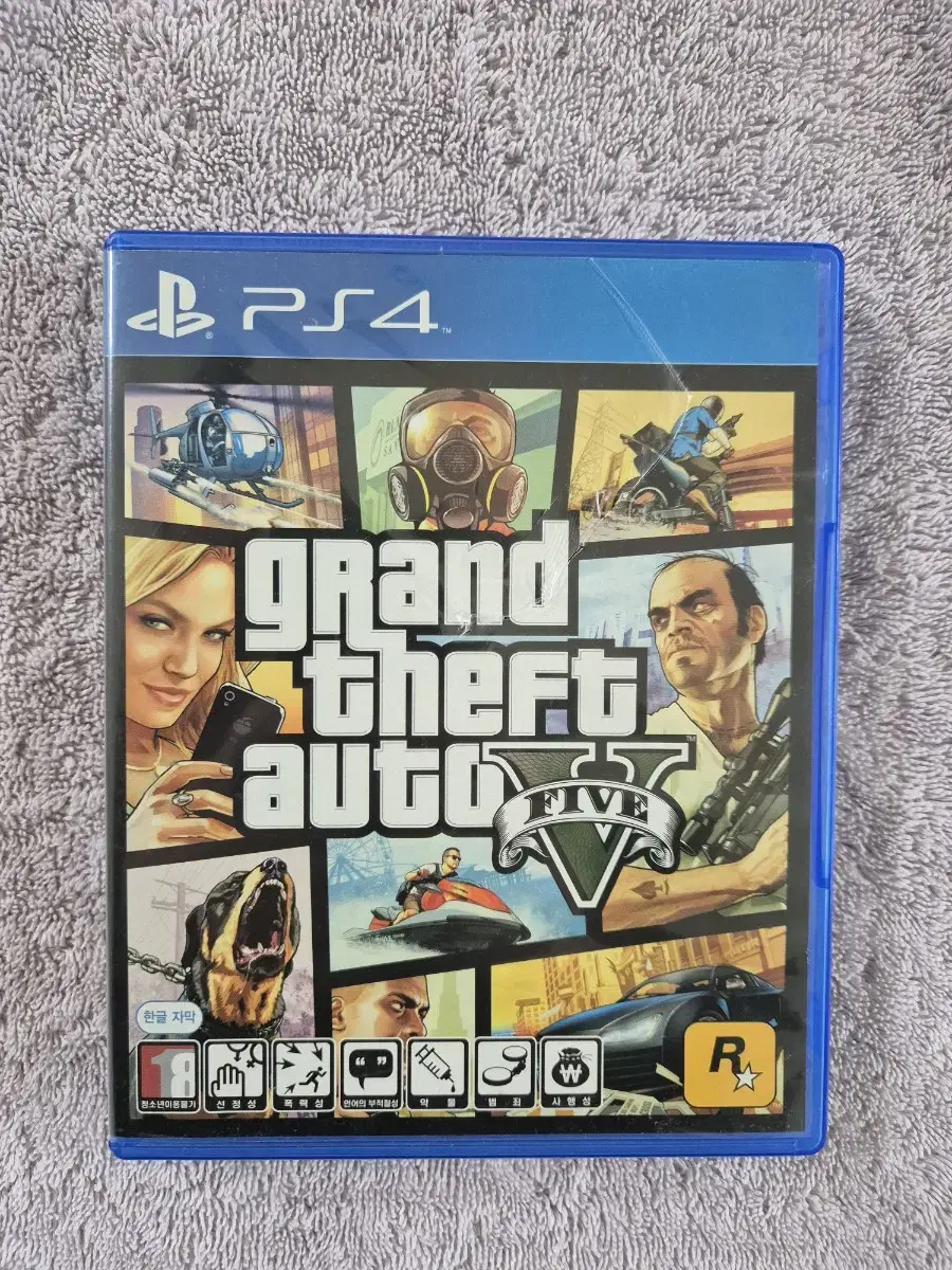 깨끗한 PS4 플스4 gta5 CD 팝니다