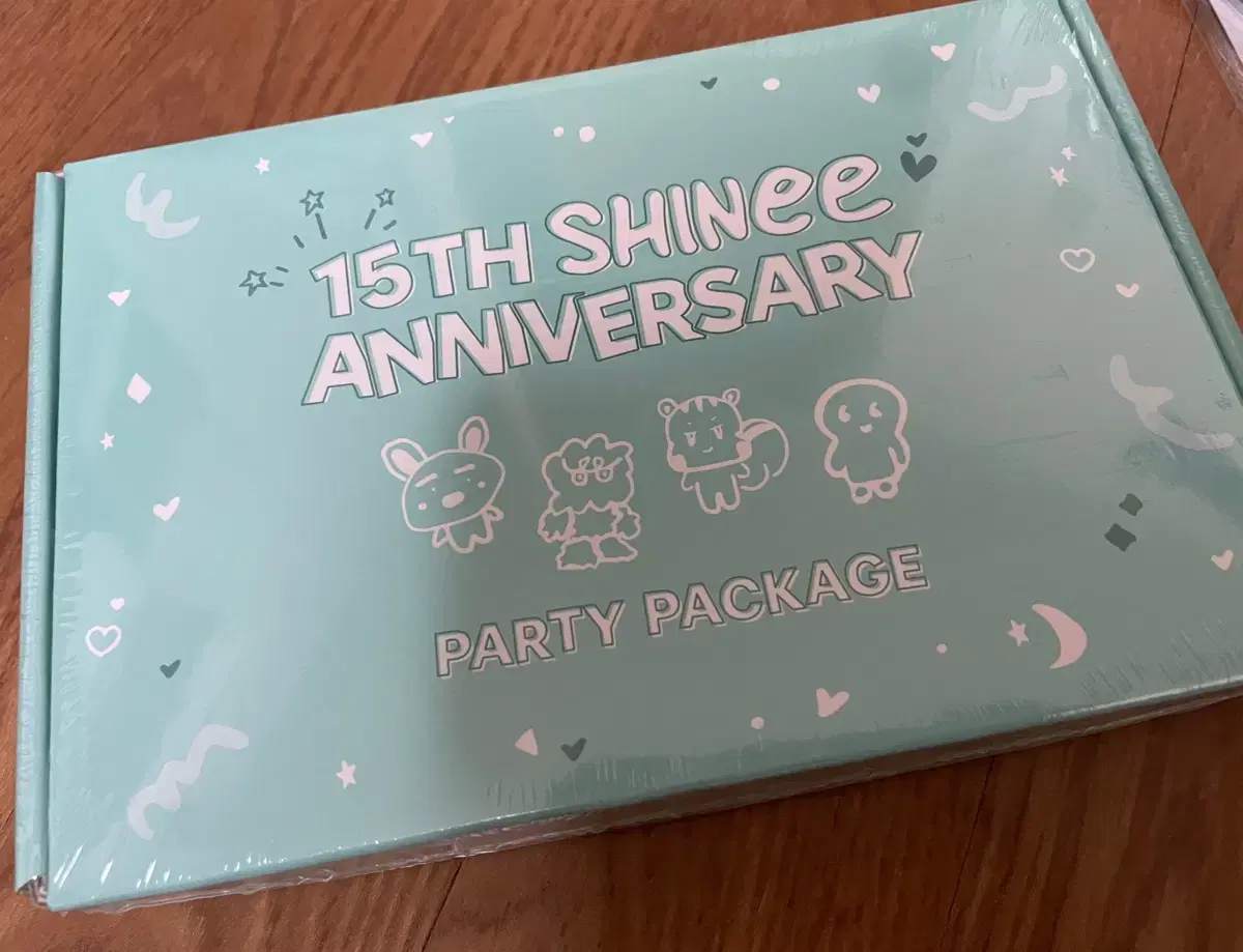 unsealed)taemin shinee 15th anniversary party package sold