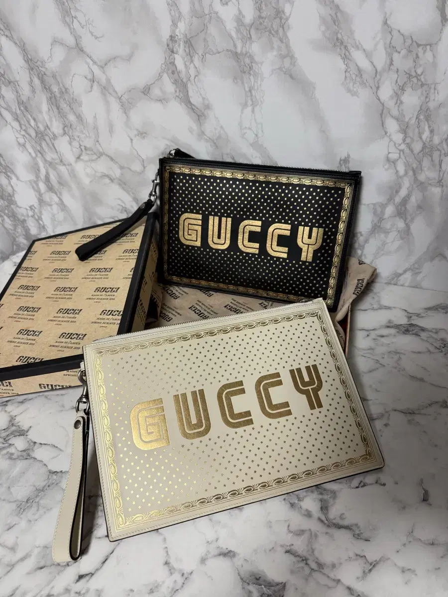 [OS] Gucci Clutch GUCCY