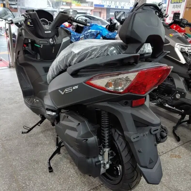 vs125, nmax,pcx,조이맥스,xmax,포르자,보이져