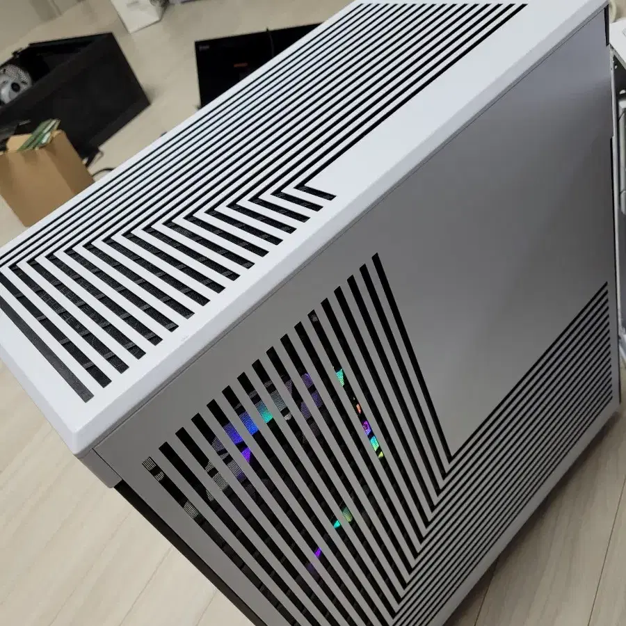 라이젠9 7950X3D 64G RTX4090 최고사양